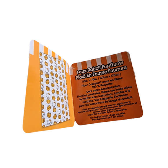 Hello Kitty Halloween 2024 50”x70” Plush Blanket Pumpkin Throw Faux Fur - Picture 4 of 9